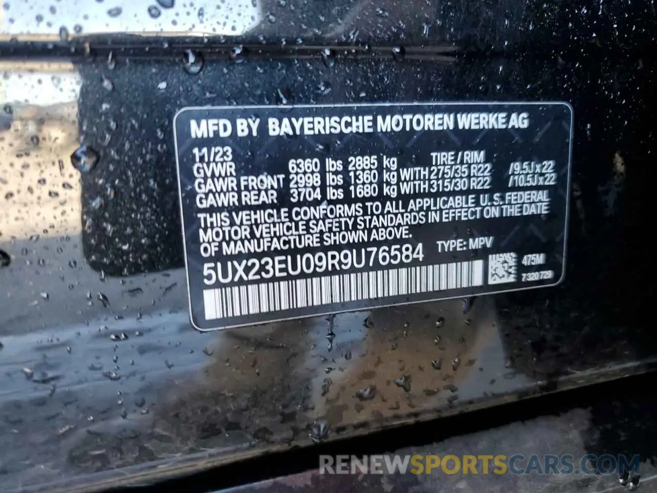 14 Photograph of a damaged car 5UX23EU09R9U76584 BMW X5 2024