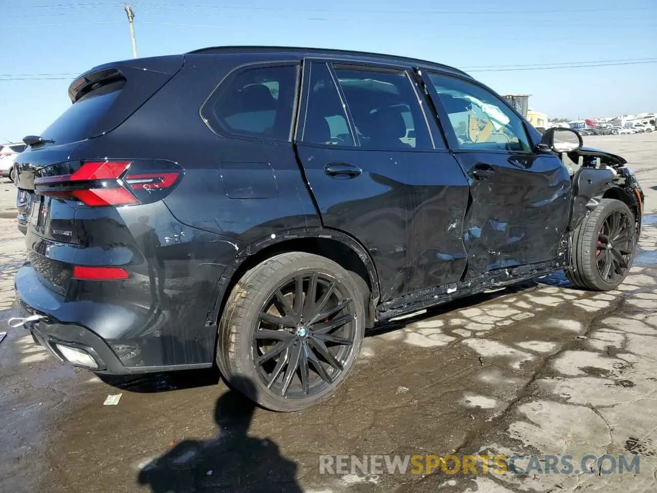 3 Photograph of a damaged car 5UX23EU09R9U76584 BMW X5 2024