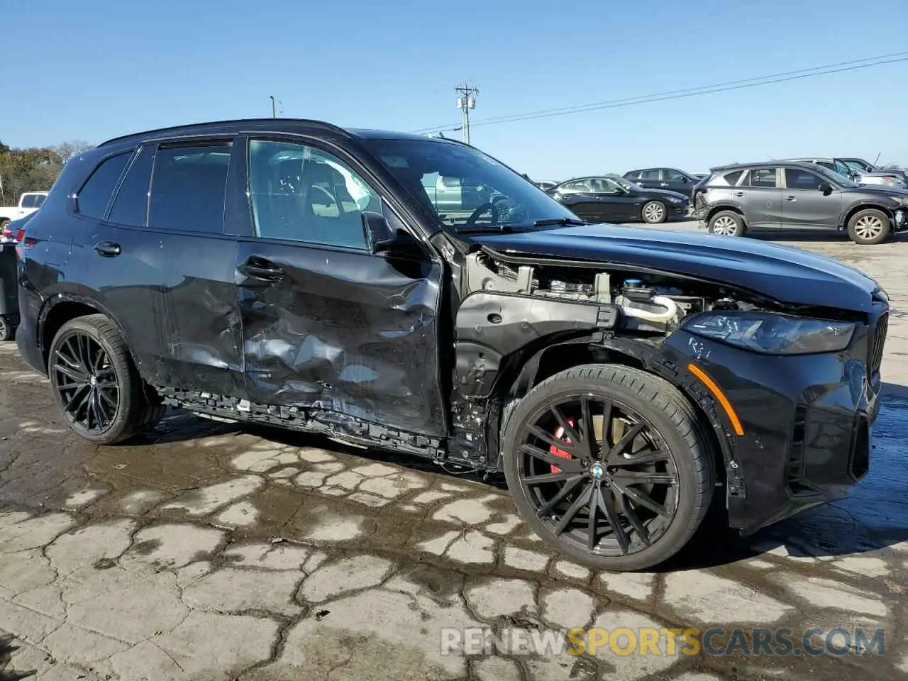 4 Photograph of a damaged car 5UX23EU09R9U76584 BMW X5 2024