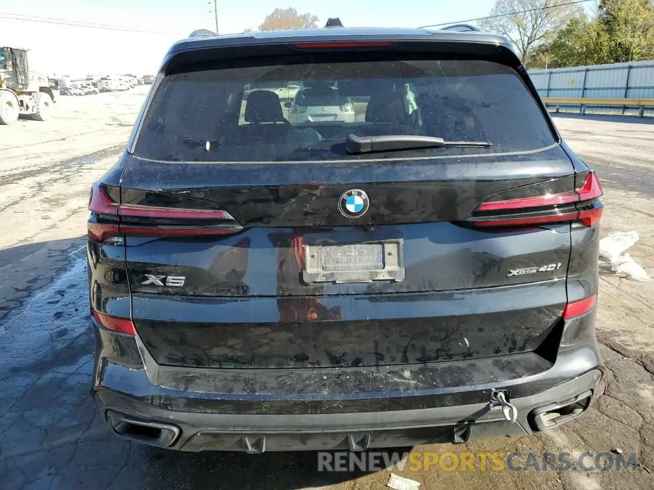 6 Photograph of a damaged car 5UX23EU09R9U76584 BMW X5 2024