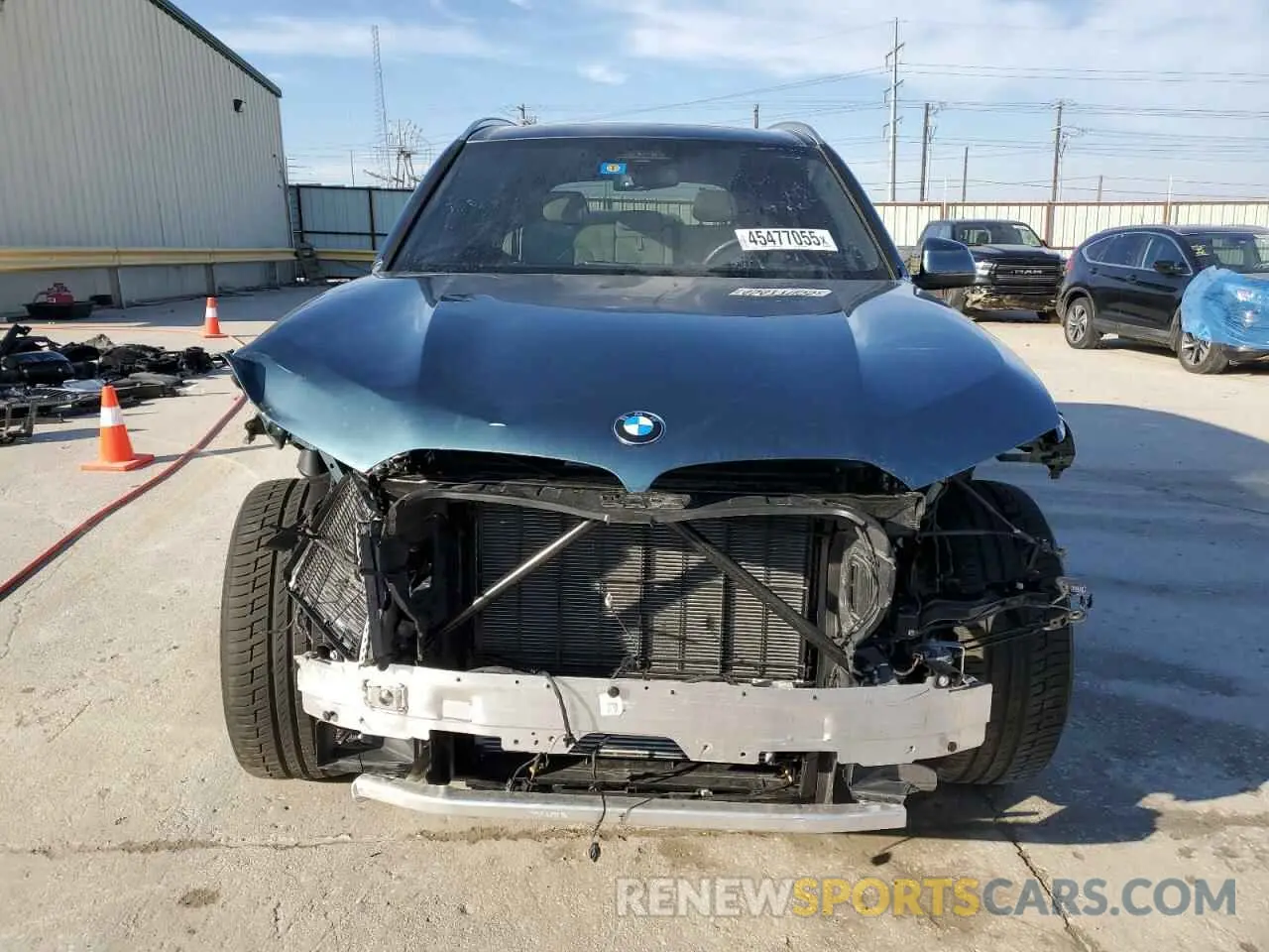 5 Photograph of a damaged car 5UX23EU09R9V13732 BMW X5 2024
