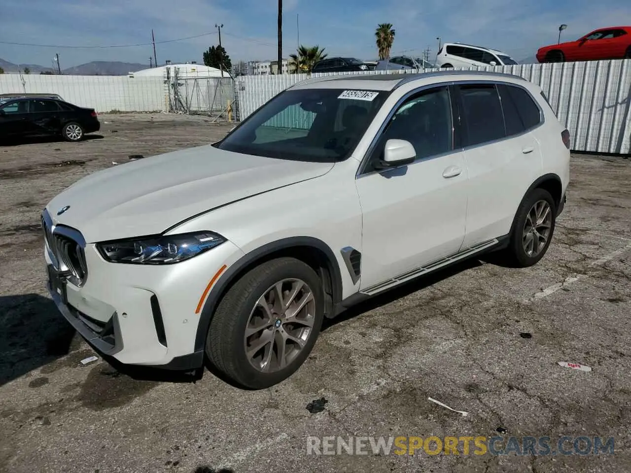 1 Photograph of a damaged car 5UX23EU09R9V81061 BMW X5 2024