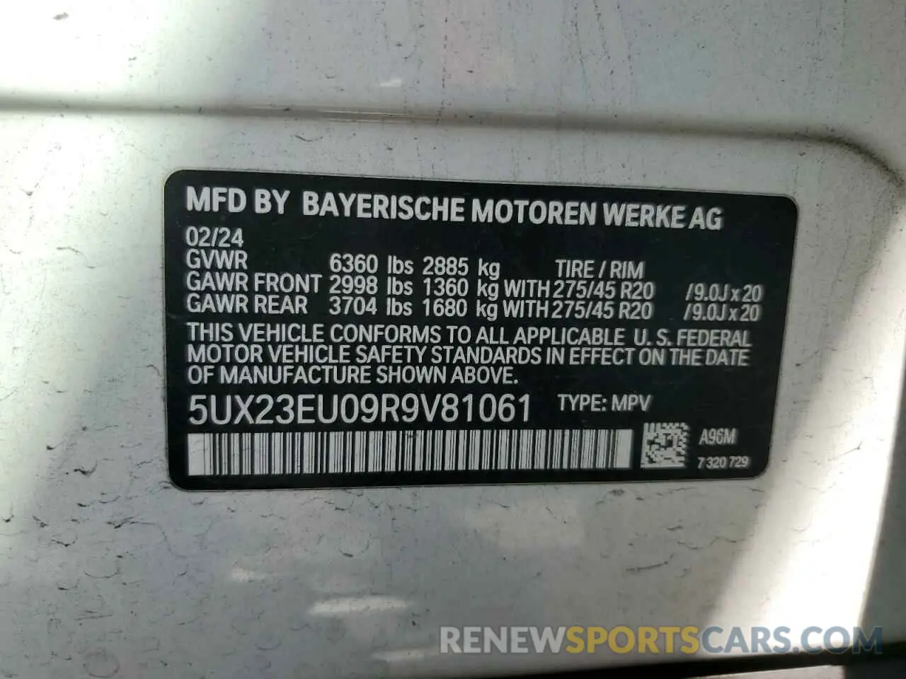 13 Photograph of a damaged car 5UX23EU09R9V81061 BMW X5 2024