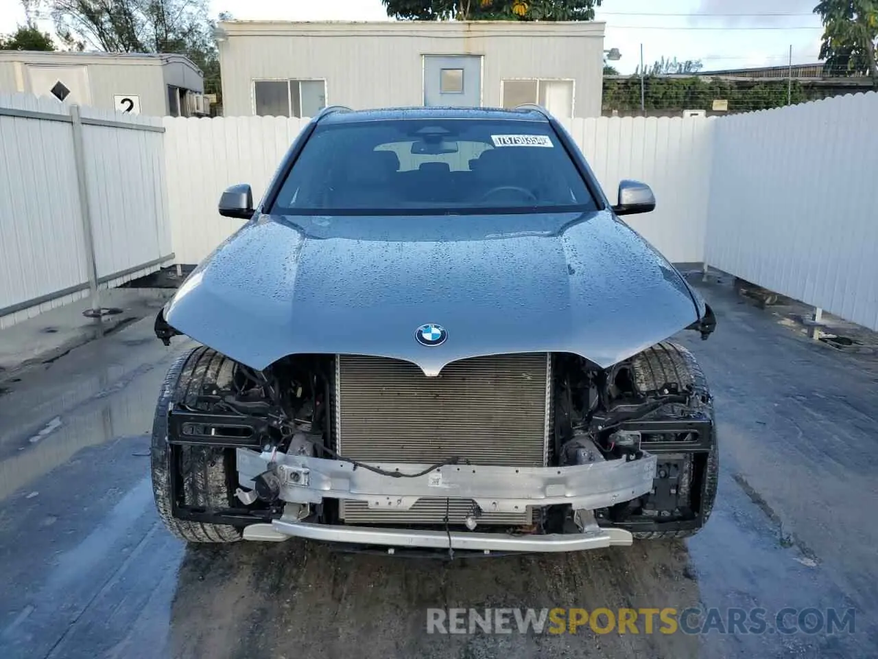 5 Photograph of a damaged car 5UX23EU0XR9T43784 BMW X5 2024