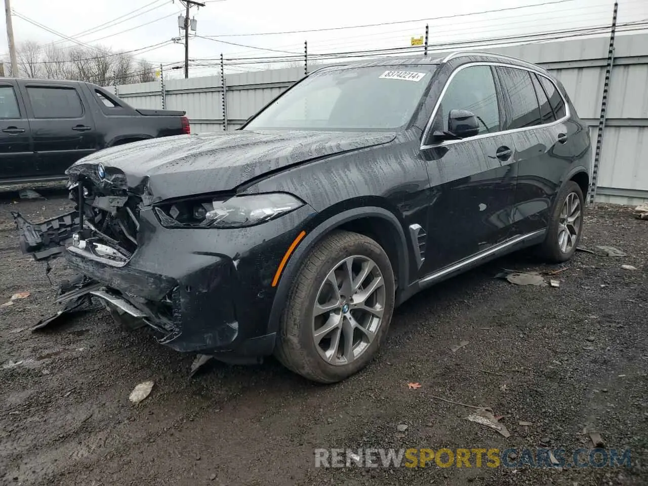 1 Photograph of a damaged car 5UX23EU0XR9U56117 BMW X5 2024