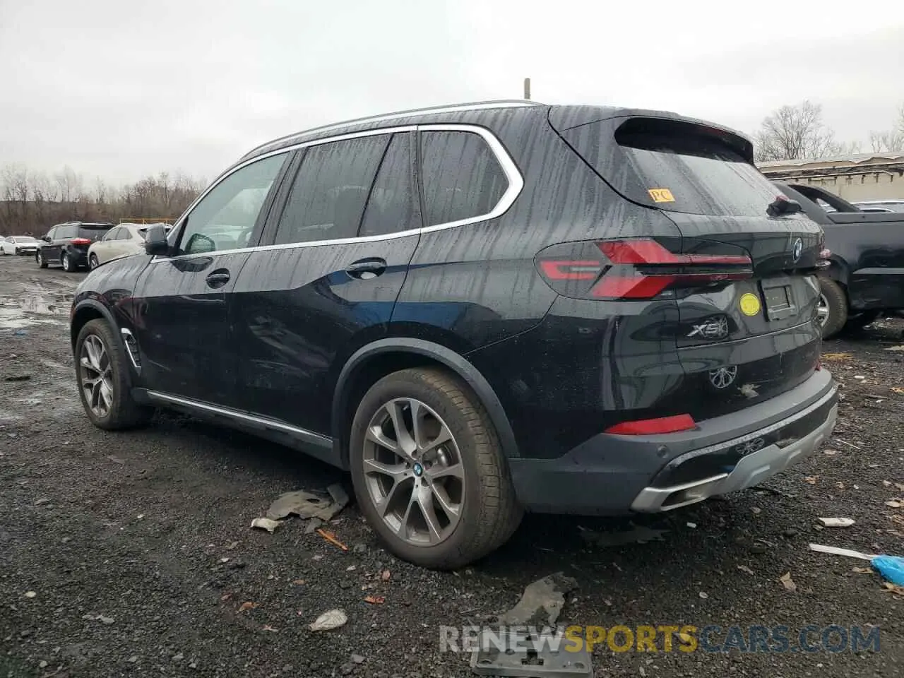 2 Photograph of a damaged car 5UX23EU0XR9U56117 BMW X5 2024