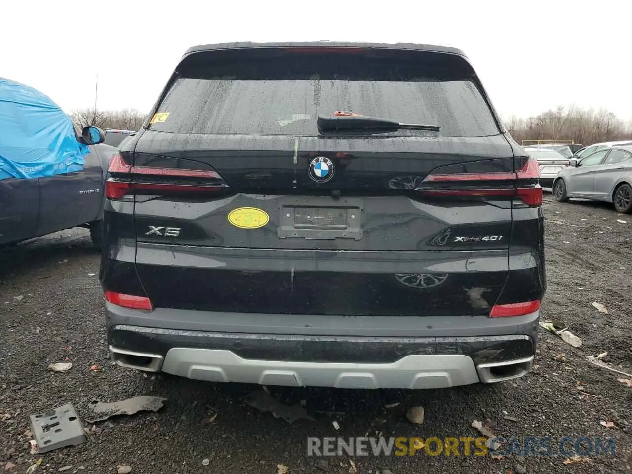 6 Photograph of a damaged car 5UX23EU0XR9U56117 BMW X5 2024