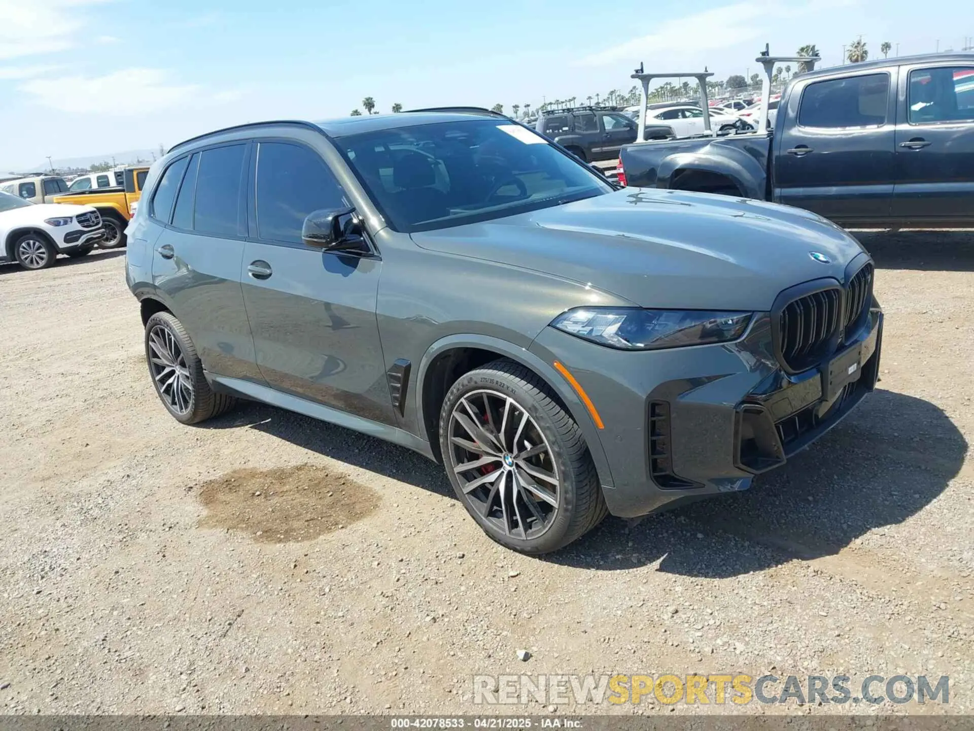 1 Photograph of a damaged car 5UX33EU03R9S46754 BMW X5 2024