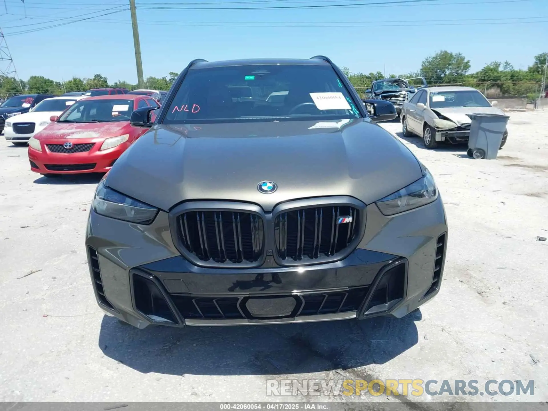 13 Photograph of a damaged car 5UX33EU04R9U60278 BMW X5 2024