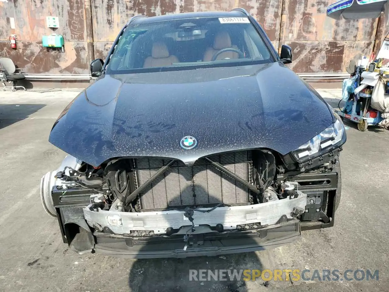 5 Photograph of a damaged car 5UX43EU02R9S55904 BMW X5 2024