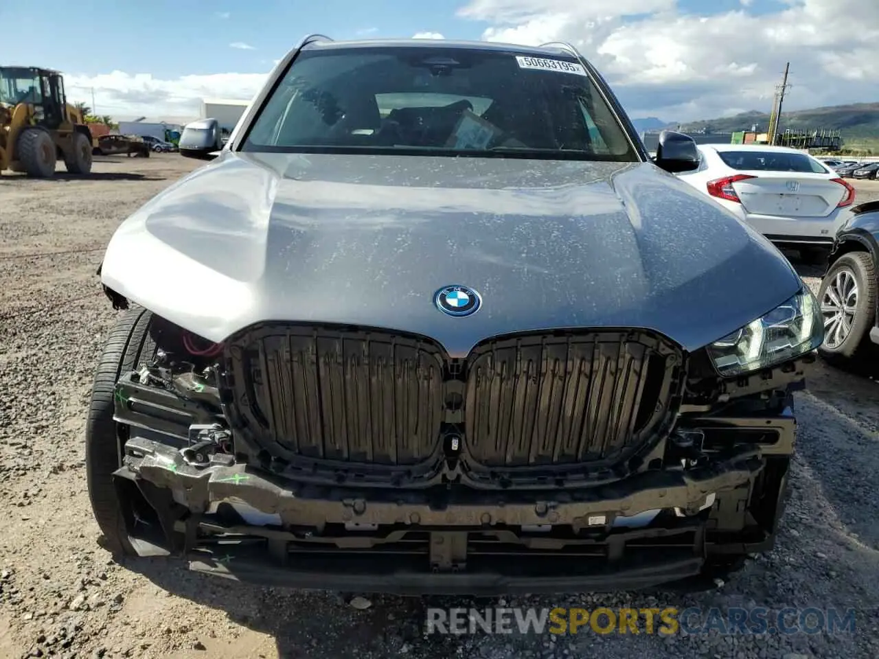 5 Photograph of a damaged car 5UX43EU02R9T41083 BMW X5 2024