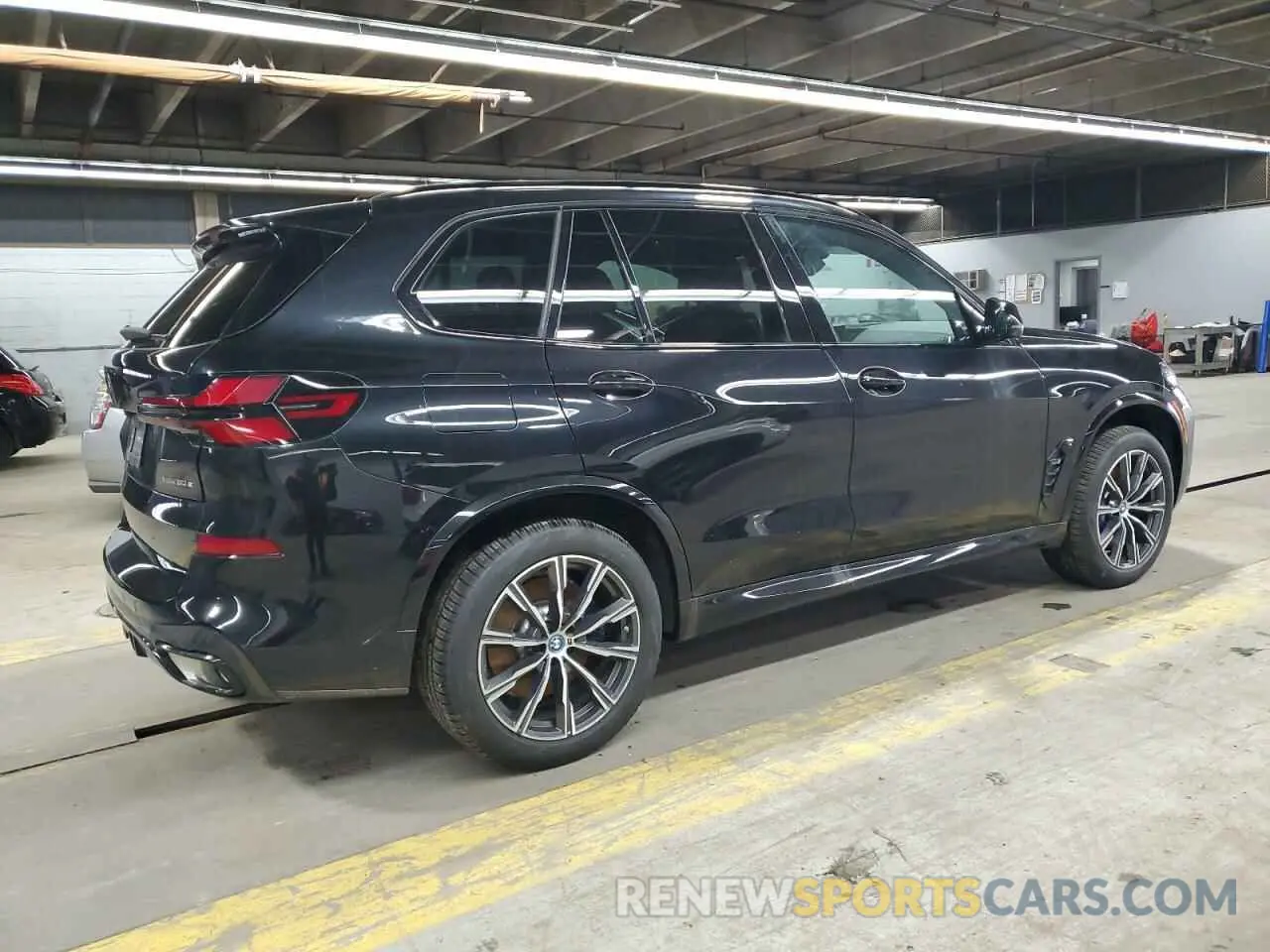 3 Photograph of a damaged car 5UX43EU04R9S90928 BMW X5 2024