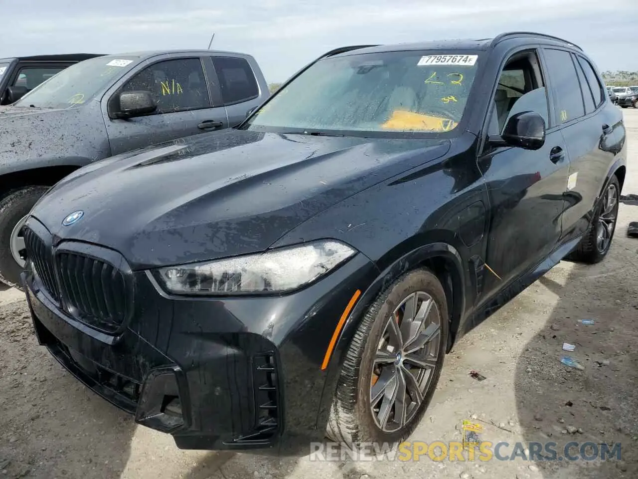 1 Photograph of a damaged car 5UX43EU07R9T58249 BMW X5 2024