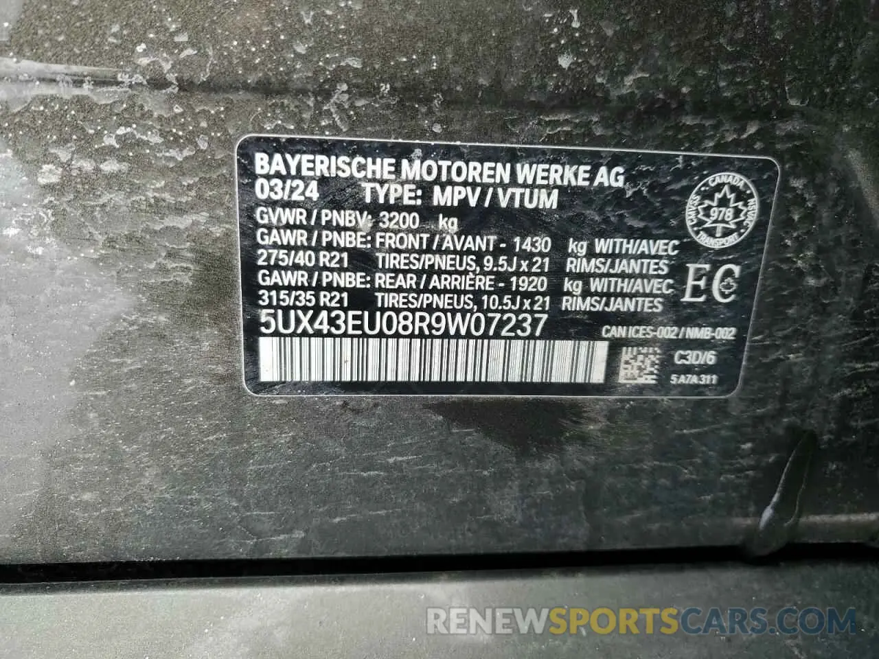 13 Photograph of a damaged car 5UX43EU08R9W07237 BMW X5 2024