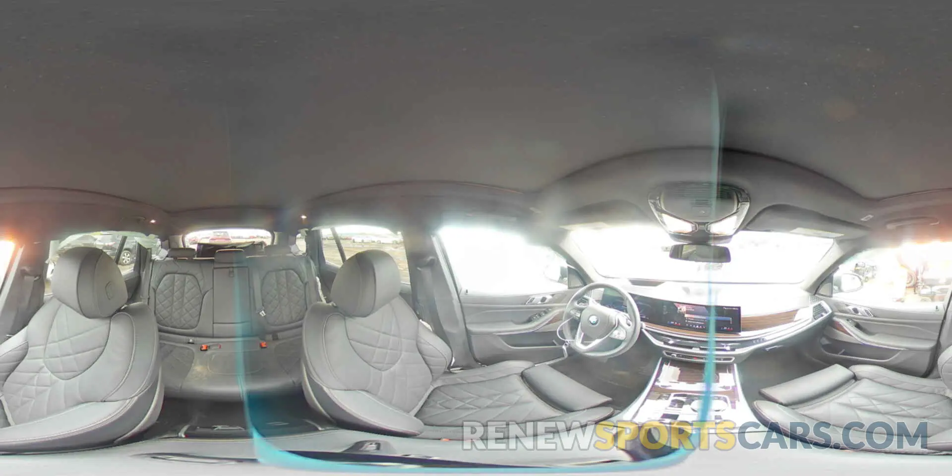 15 Photograph of a damaged car 5UX43EU09R9T80477 BMW X5 2024