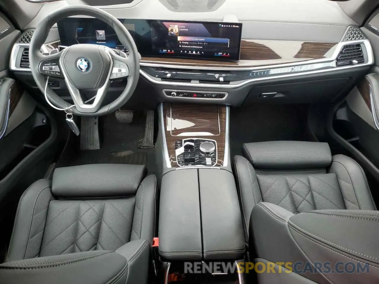 8 Photograph of a damaged car 5UX43EU09R9T80477 BMW X5 2024