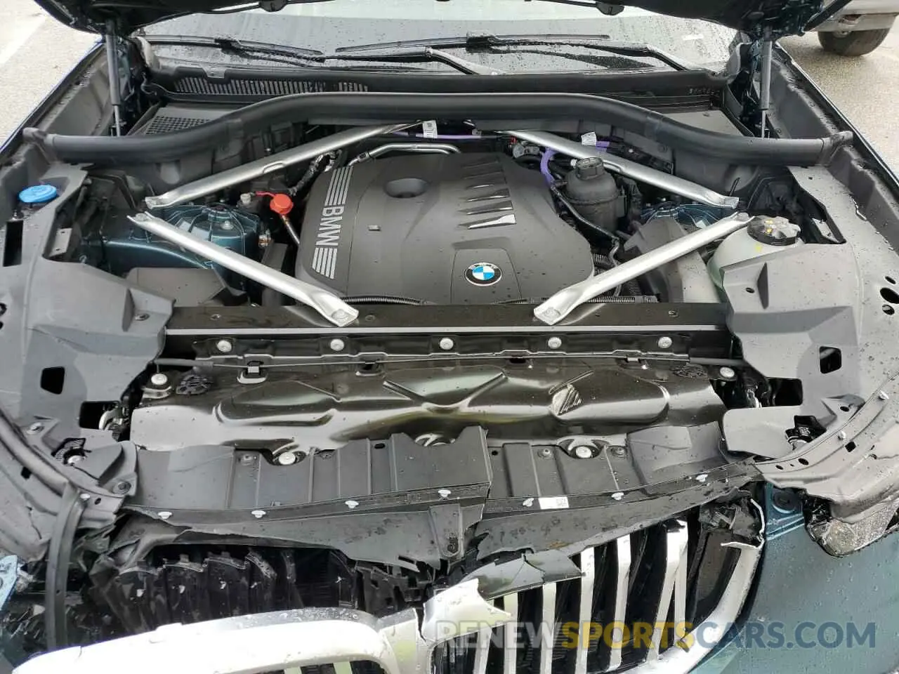 12 Photograph of a damaged car 5UX13EU04S9W39305 BMW X5 2025