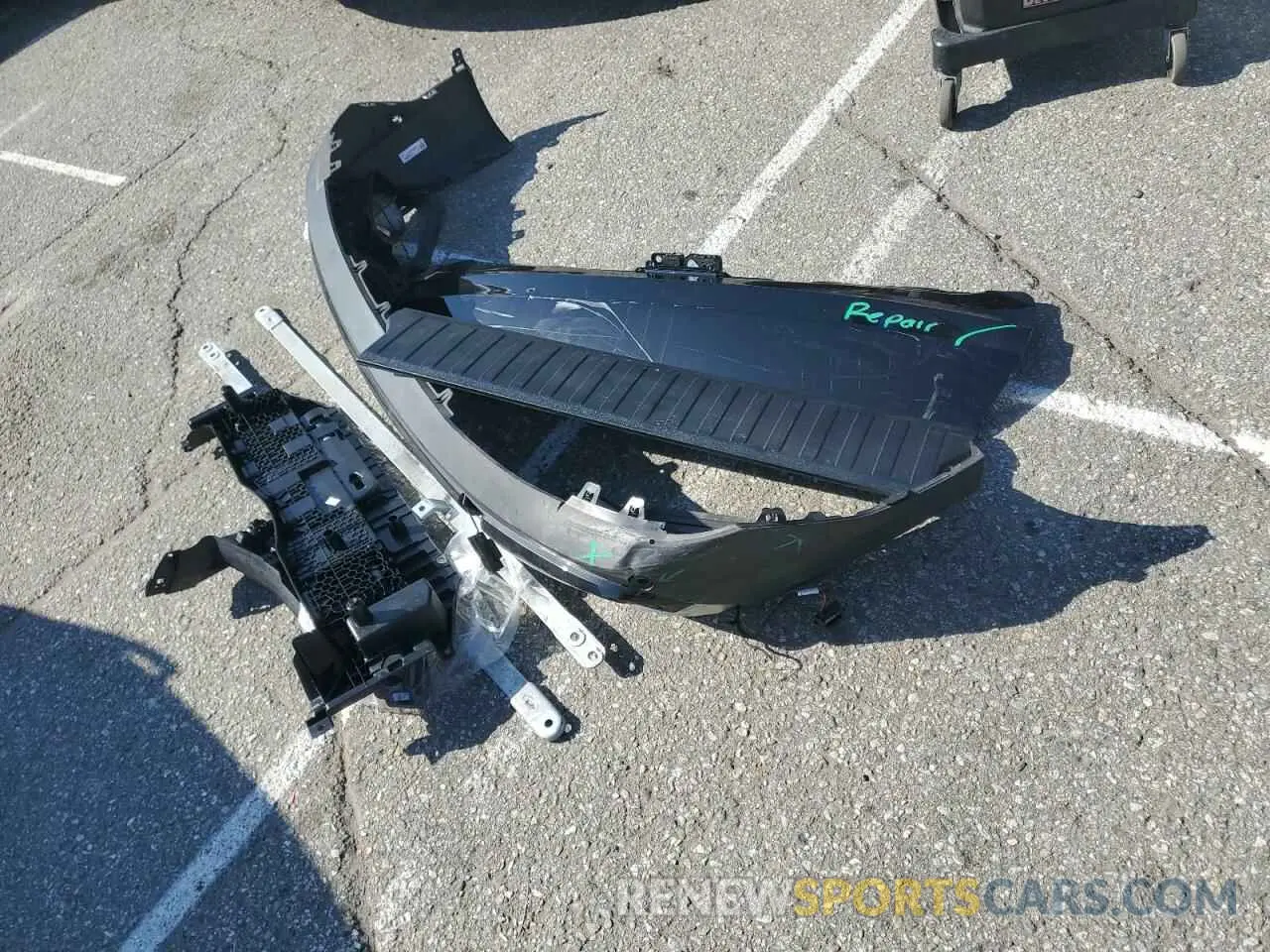 13 Photograph of a damaged car 5UX13EU05S9W82678 BMW X5 2025