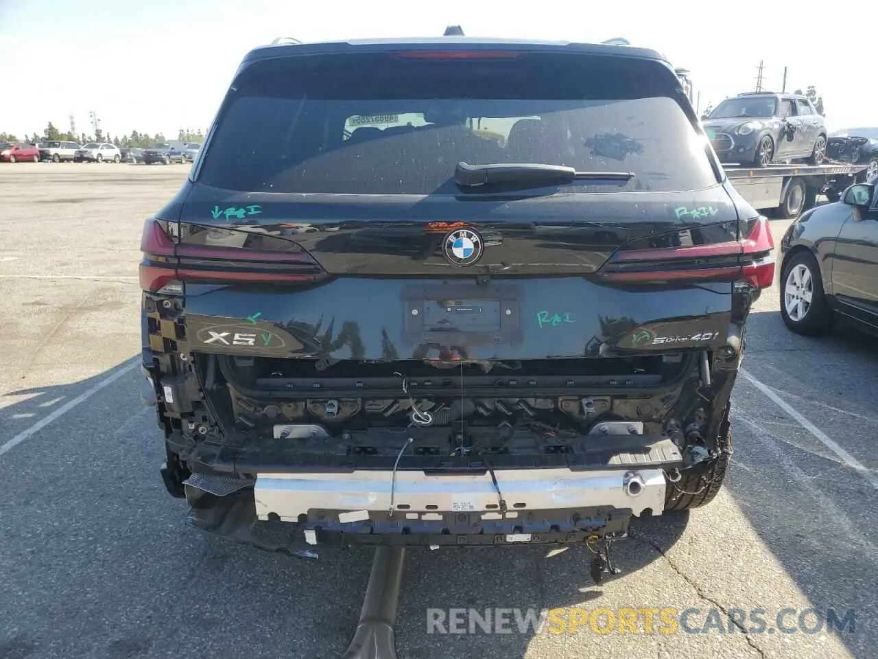 6 Photograph of a damaged car 5UX13EU05S9W82678 BMW X5 2025