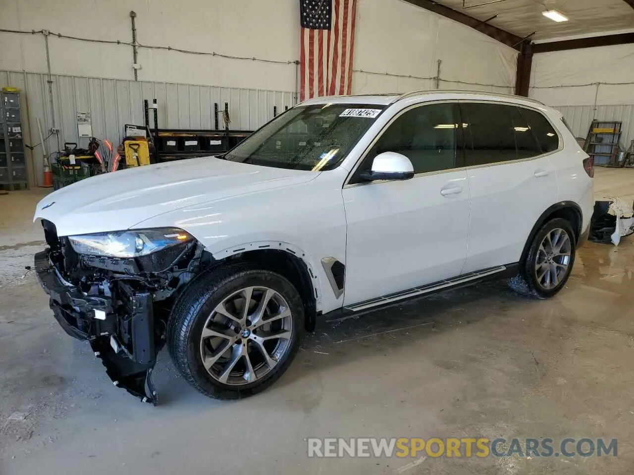 1 Photograph of a damaged car 5UX13EU07S9W29951 BMW X5 2025