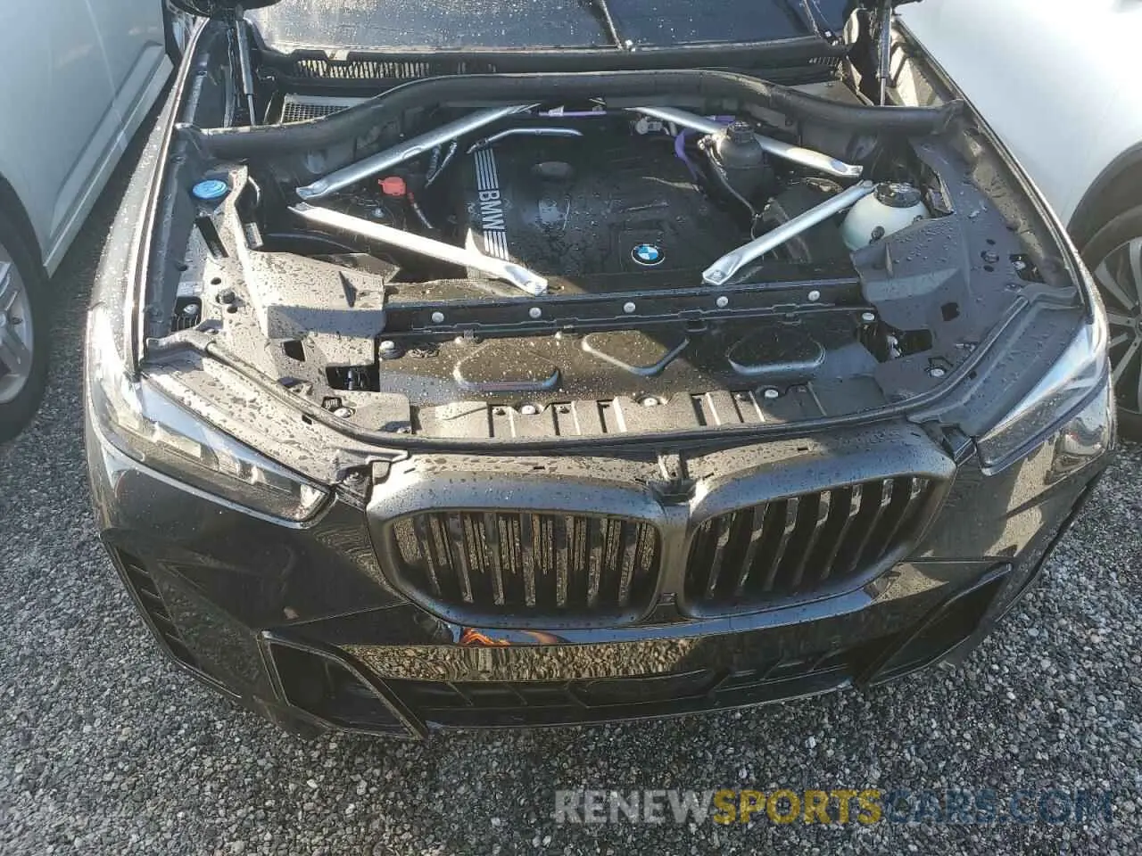 12 Photograph of a damaged car 5UX13EU07S9W30890 BMW X5 2025