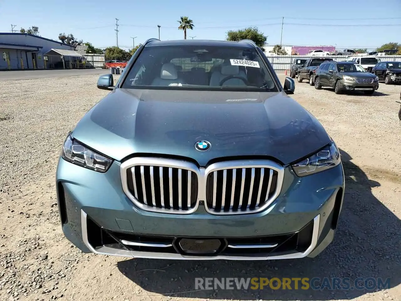 5 Photograph of a damaged car 5UX13EU08S9Z03786 BMW X5 2025