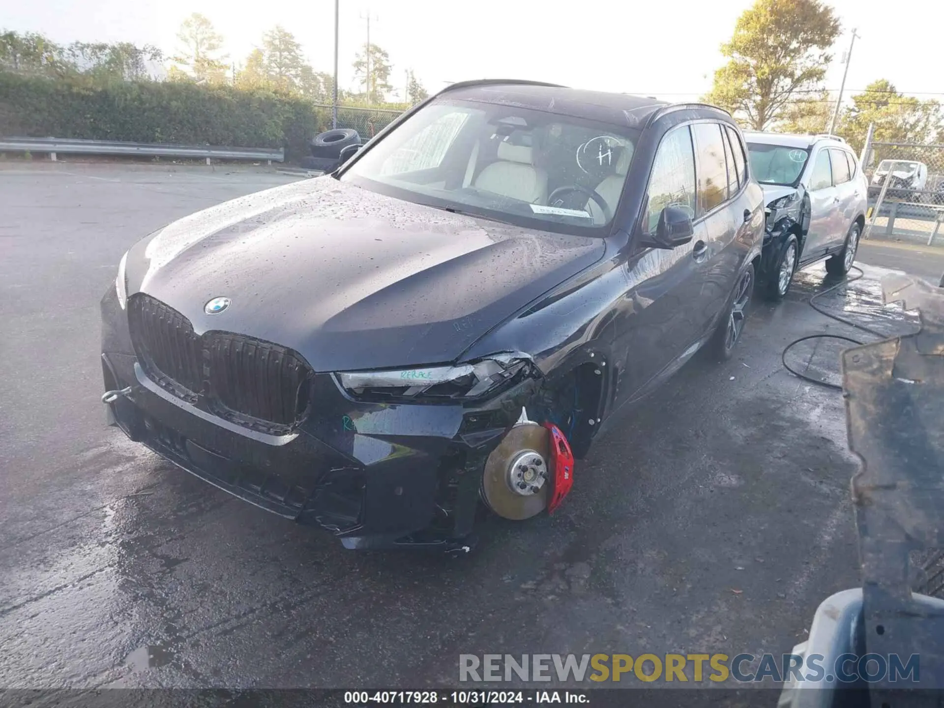 2 Photograph of a damaged car 5UX23EU00S9W85654 BMW X5 2025