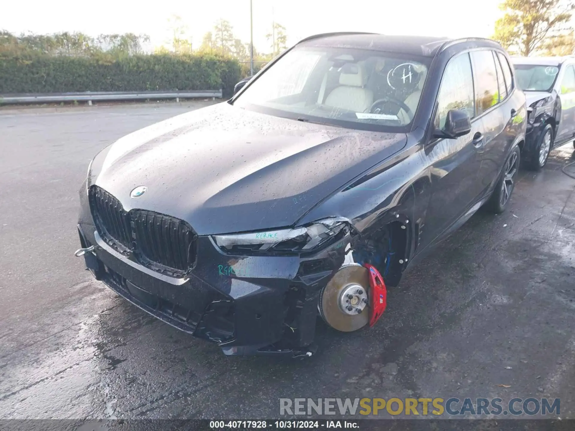 6 Photograph of a damaged car 5UX23EU00S9W85654 BMW X5 2025
