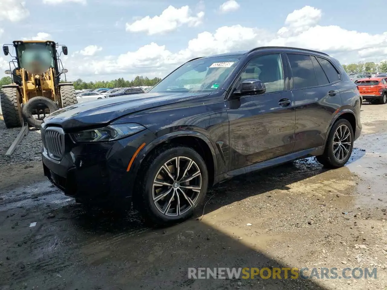 1 Photograph of a damaged car 5UX23EU00S9Z40030 BMW X5 2025