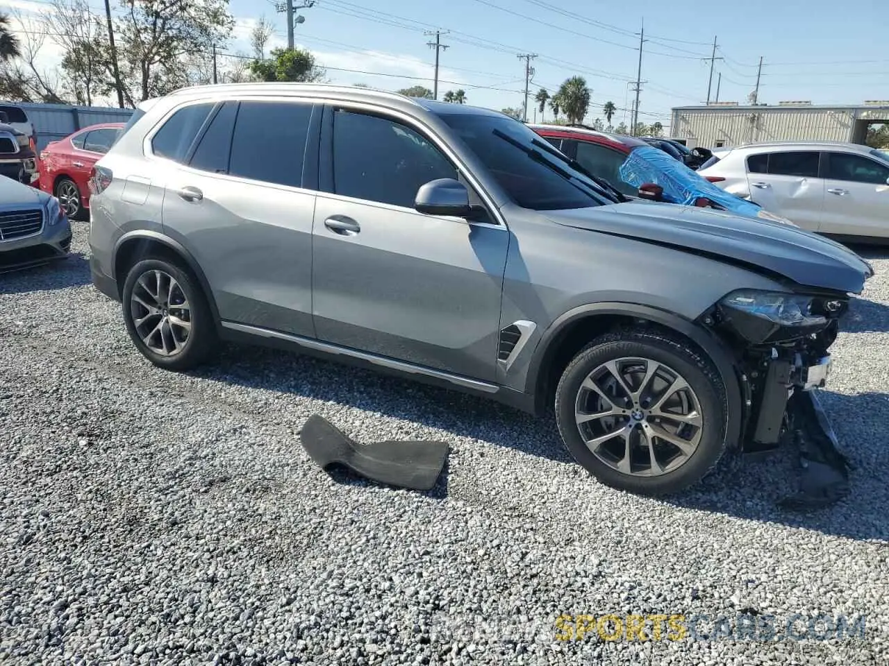 4 Photograph of a damaged car 5UX23EU02S9W48623 BMW X5 2025