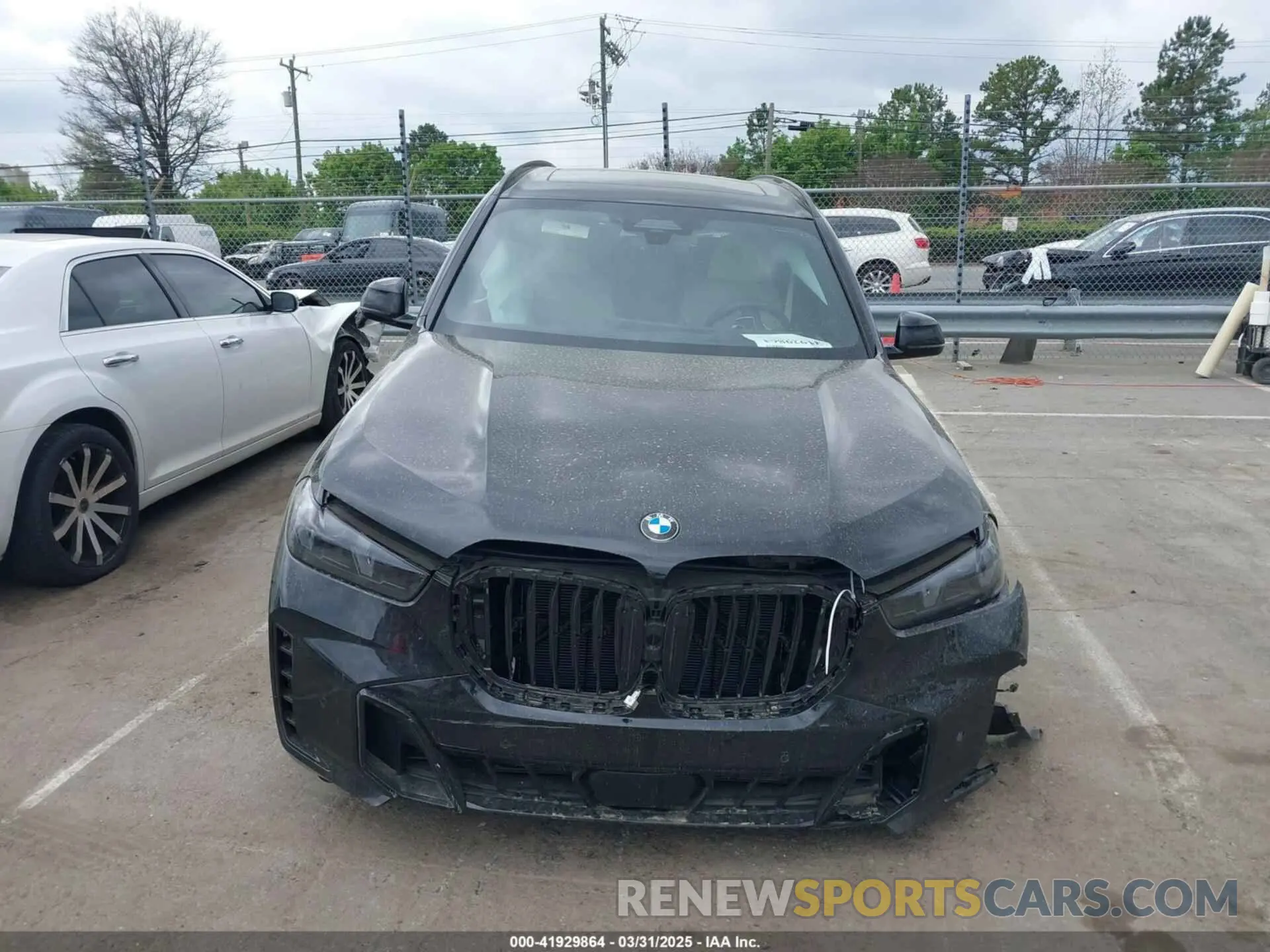 12 Photograph of a damaged car 5UX23EU02S9Y41645 BMW X5 2025