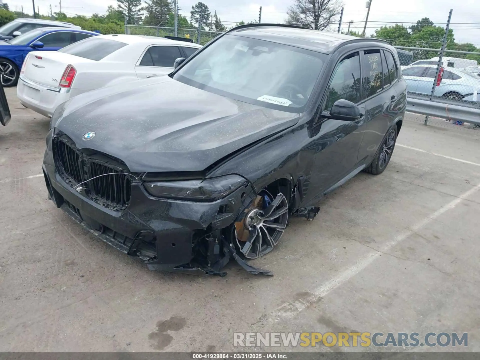 2 Photograph of a damaged car 5UX23EU02S9Y41645 BMW X5 2025