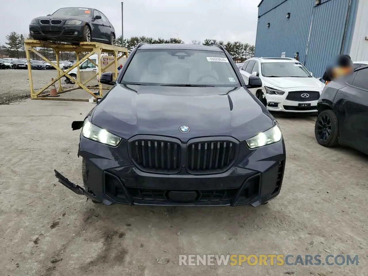 5 Photograph of a damaged car 5UX23EU04S9W53256 BMW X5 2025