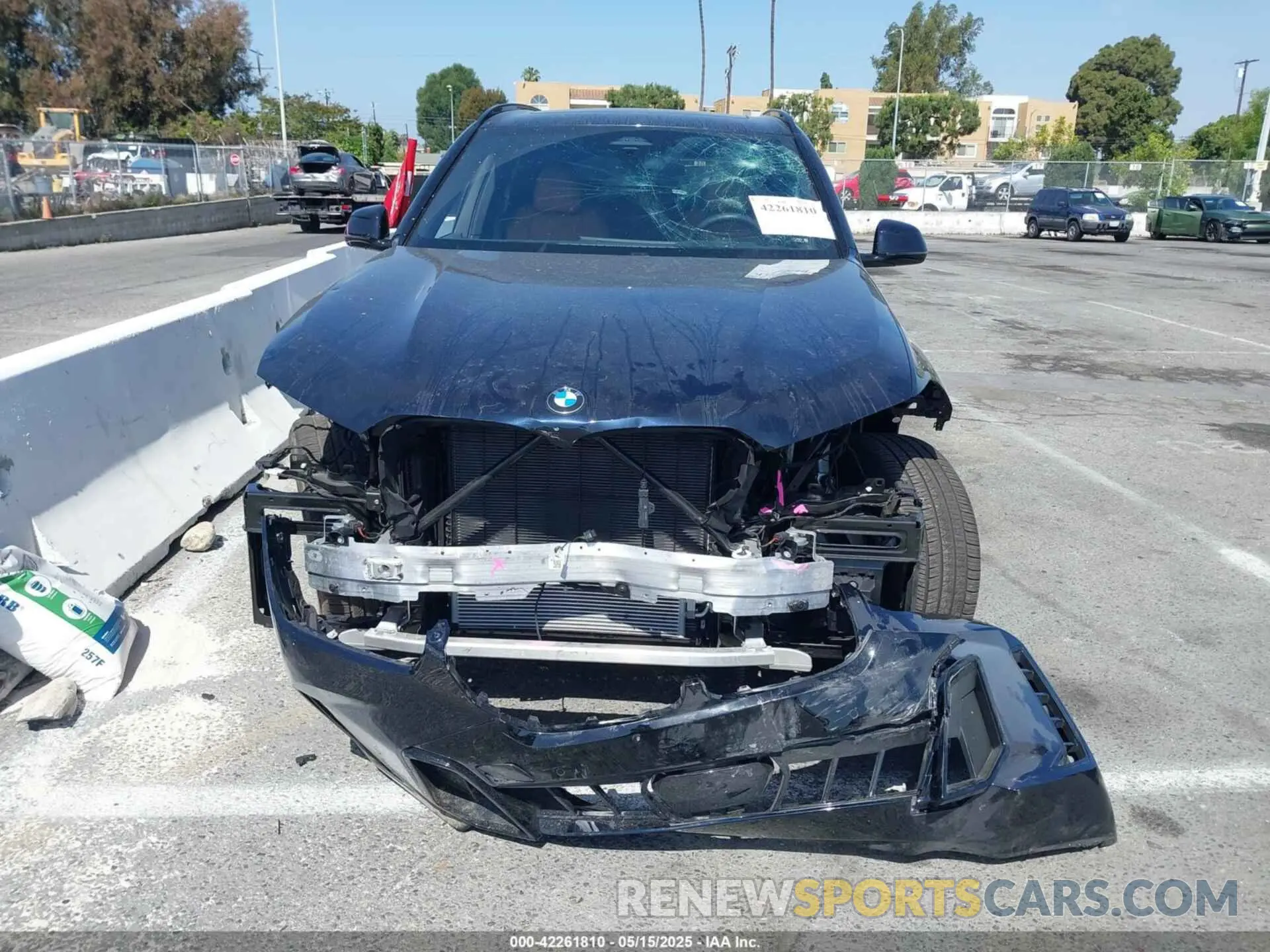 13 Photograph of a damaged car 5UX23EU04S9X08790 BMW X5 2025