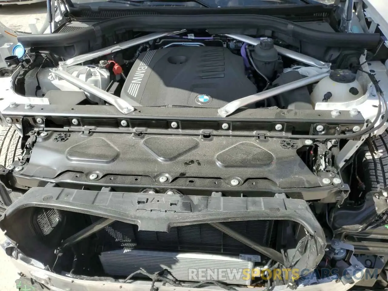 12 Photograph of a damaged car 5UX23EU04S9Y30713 BMW X5 2025