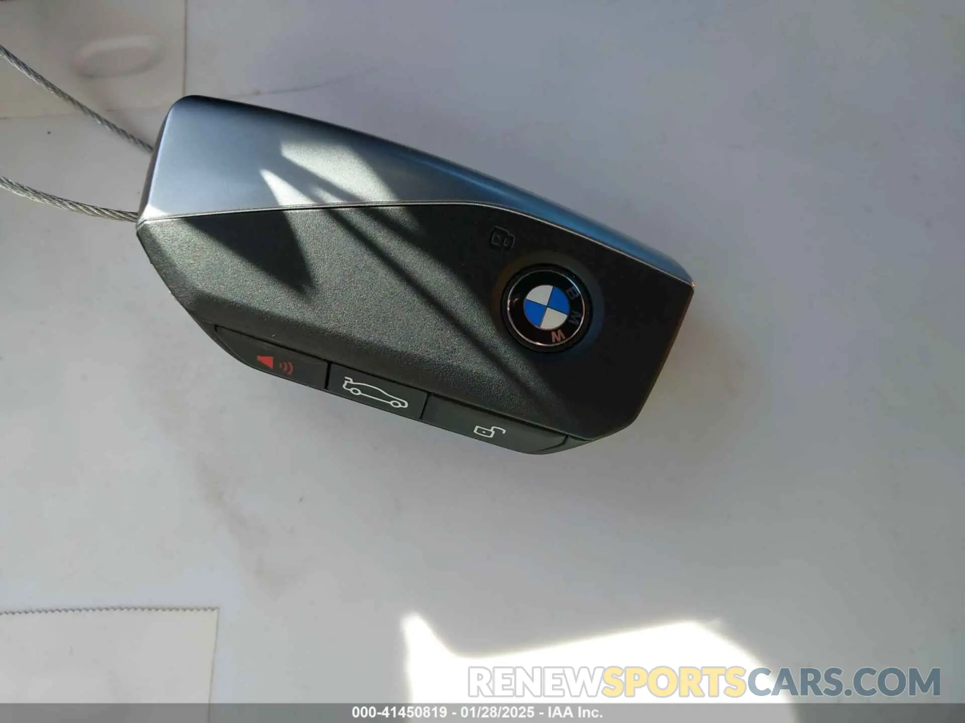 11 Photograph of a damaged car 5UX23EU04S9Y89423 BMW X5 2025
