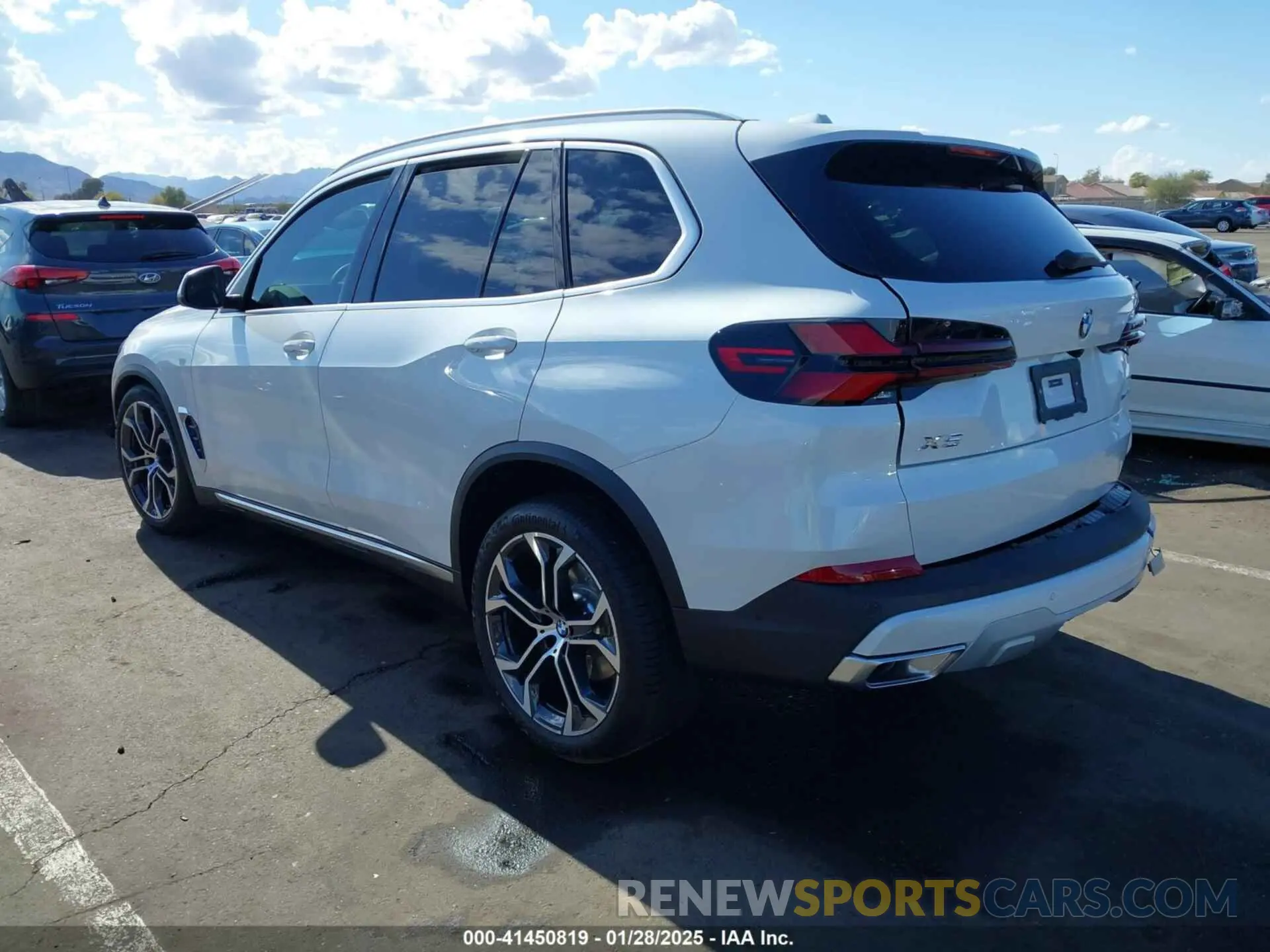 3 Photograph of a damaged car 5UX23EU04S9Y89423 BMW X5 2025