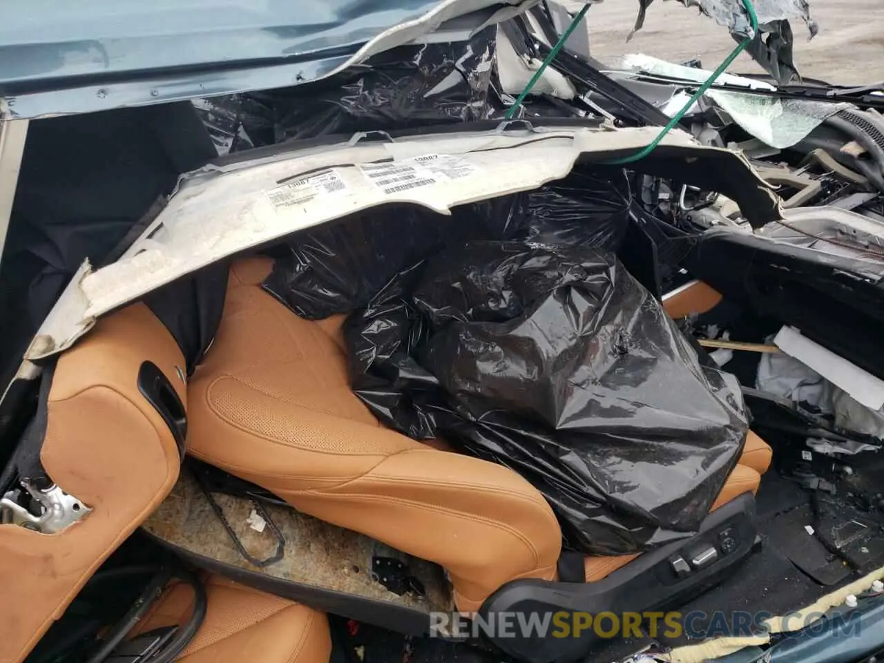 8 Photograph of a damaged car 5UX23EU05S9X78749 BMW X5 2025