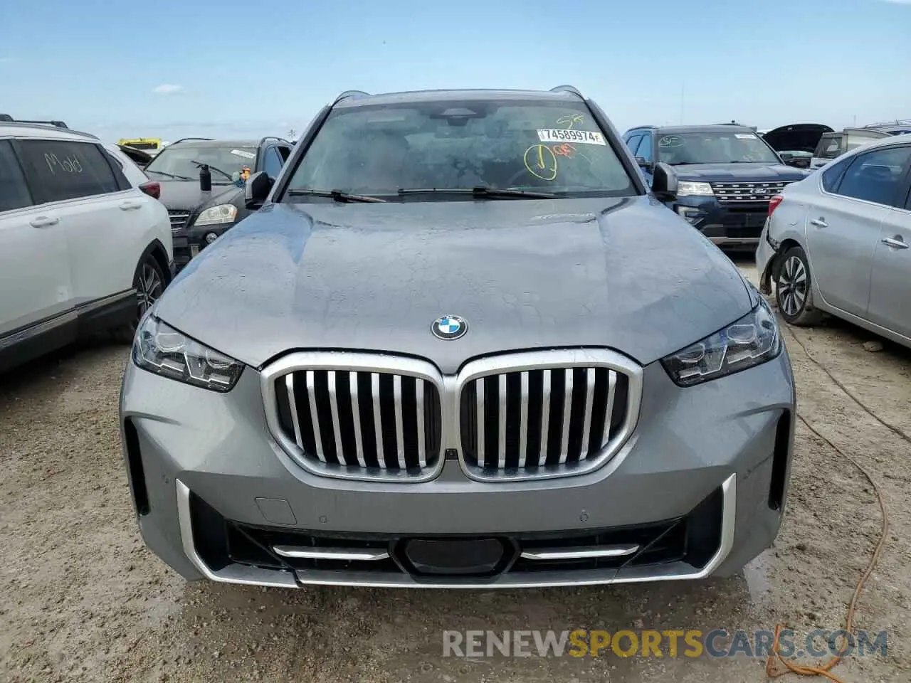 5 Photograph of a damaged car 5UX23EU05S9Y10227 BMW X5 2025