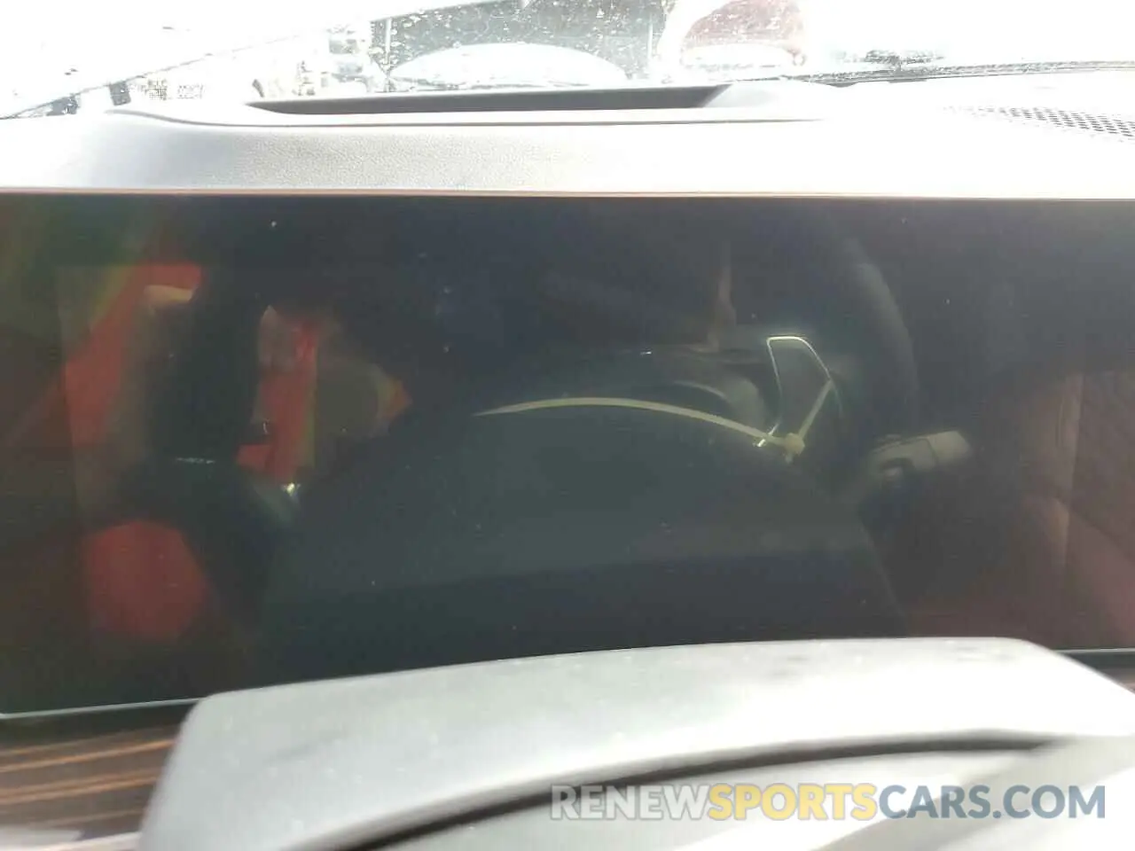 9 Photograph of a damaged car 5UX23EU05S9Y10227 BMW X5 2025