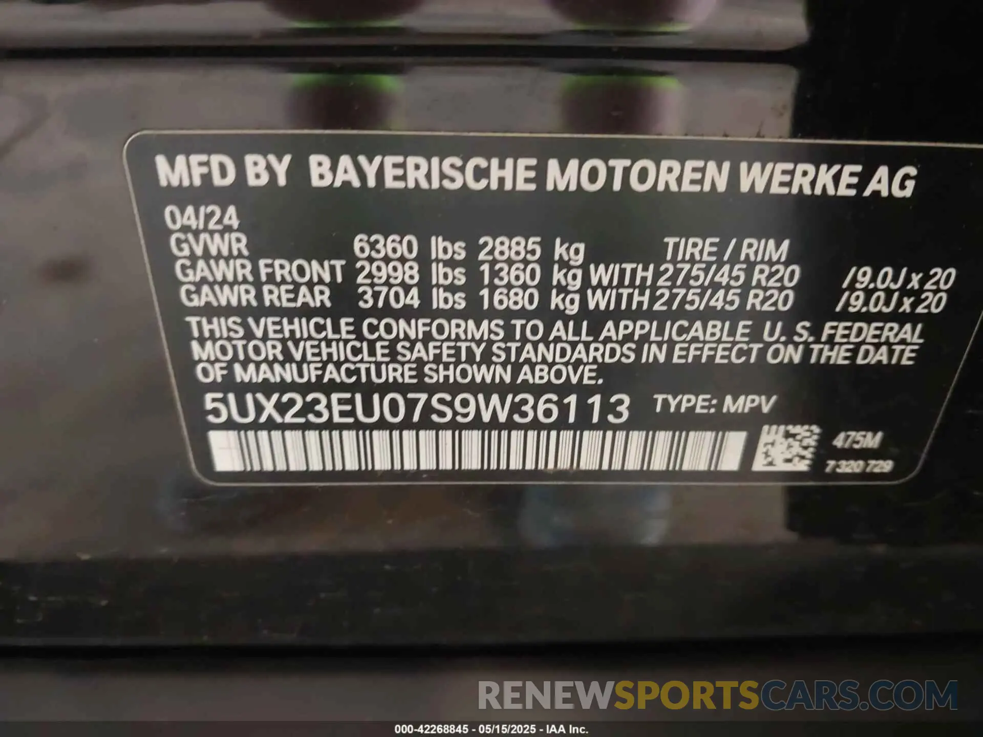 9 Photograph of a damaged car 5UX23EU07S9W36113 BMW X5 2025
