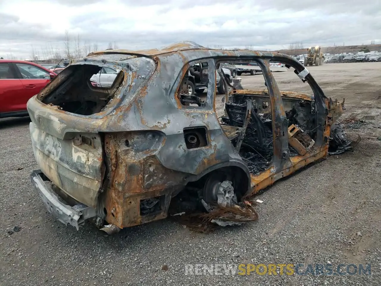 3 Photograph of a damaged car 5UX23EU07S9W37584 BMW X5 2025
