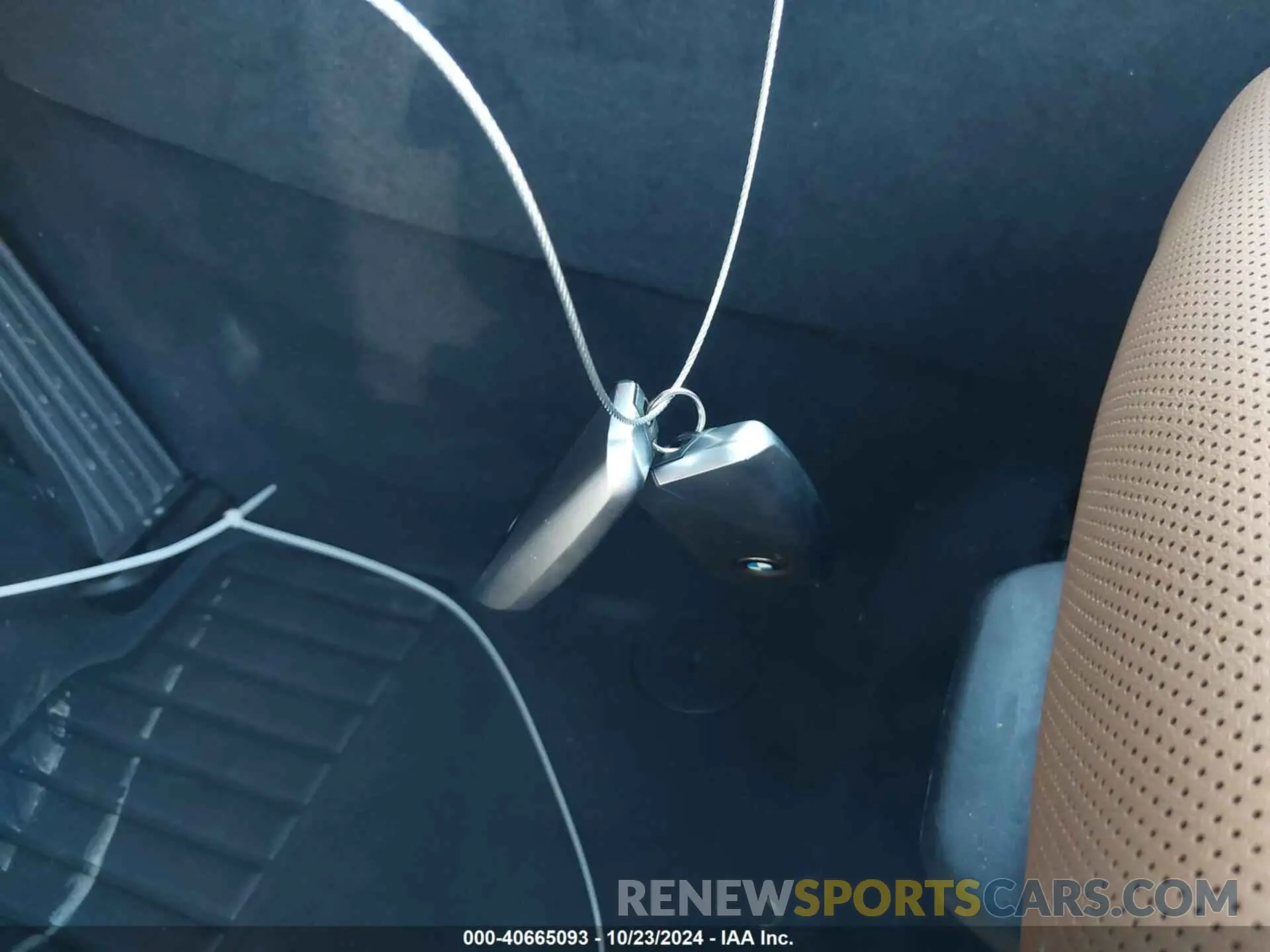 11 Photograph of a damaged car 5UX23EU08S9W26416 BMW X5 2025