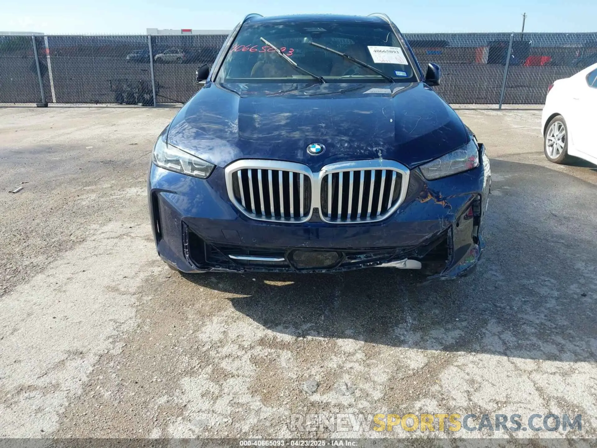 6 Photograph of a damaged car 5UX23EU08S9W26416 BMW X5 2025