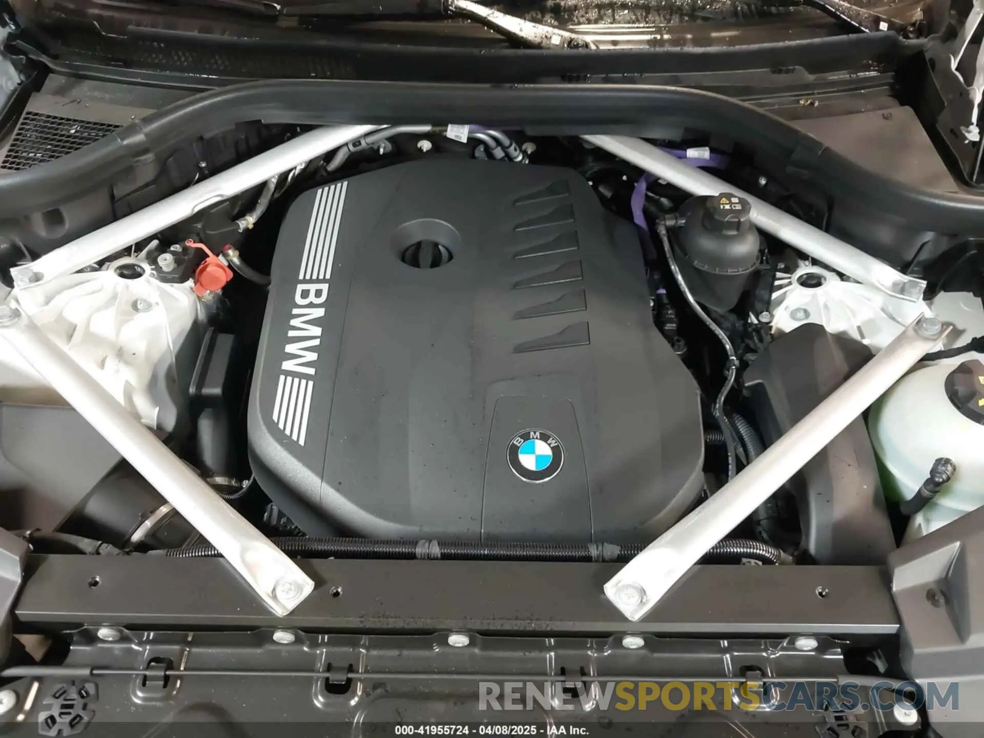 10 Photograph of a damaged car 5UX23EU08S9Y67859 BMW X5 2025