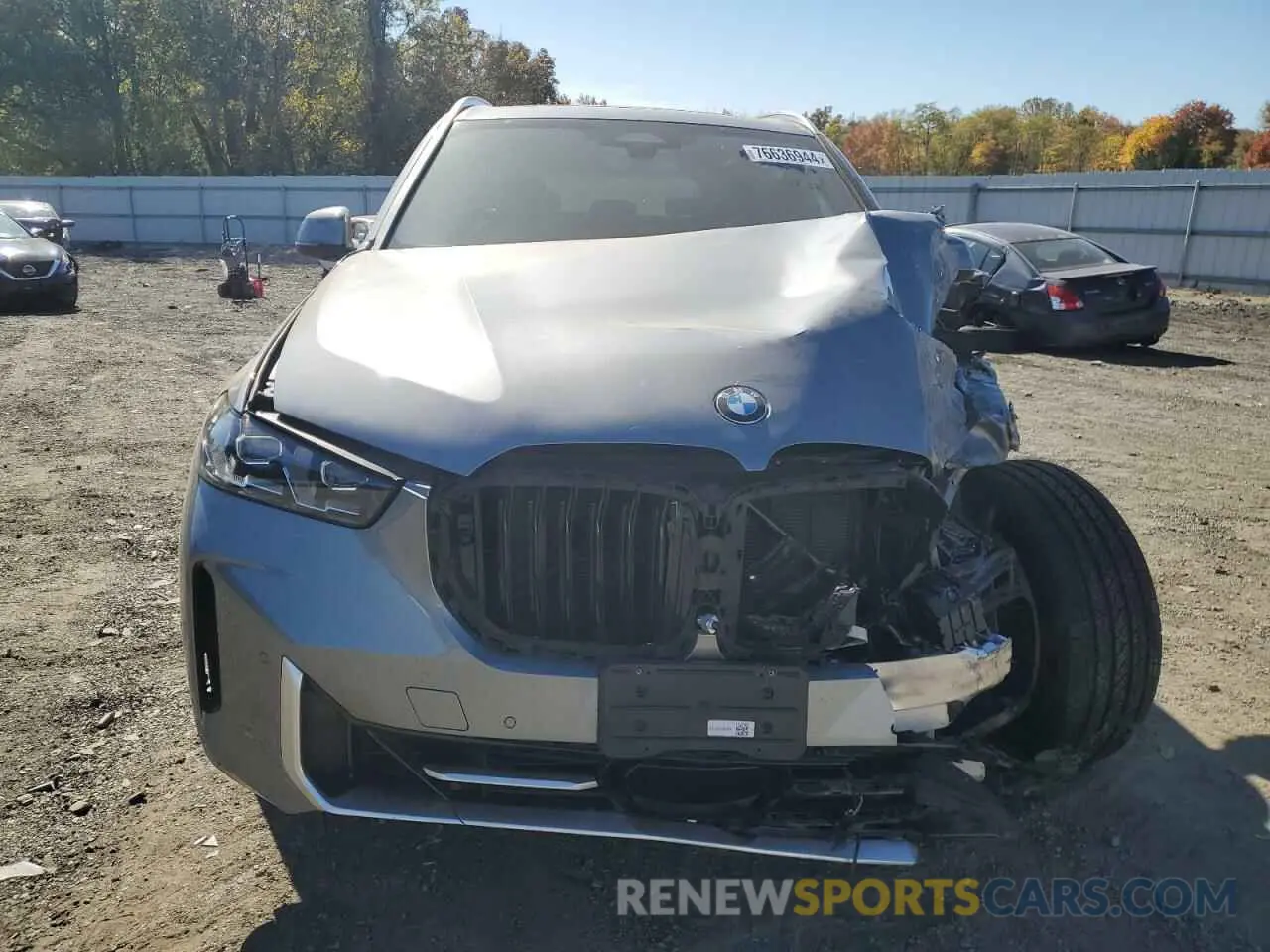 5 Photograph of a damaged car 5UX23EU09S9W47792 BMW X5 2025