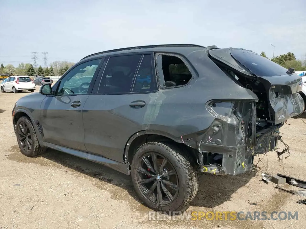 2 Photograph of a damaged car 5UX23EU09S9X86997 BMW X5 2025