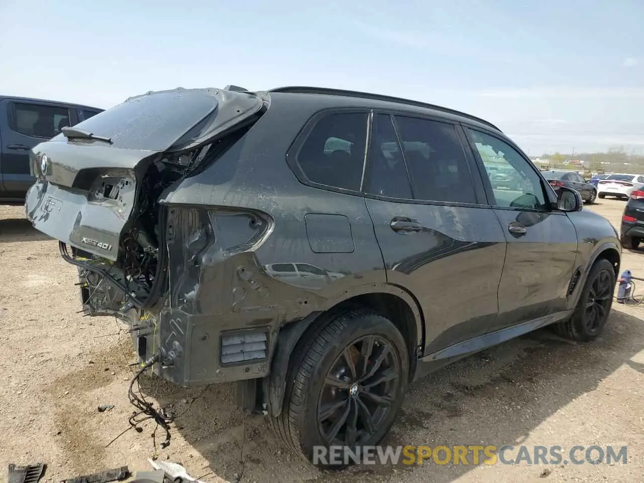 3 Photograph of a damaged car 5UX23EU09S9X86997 BMW X5 2025