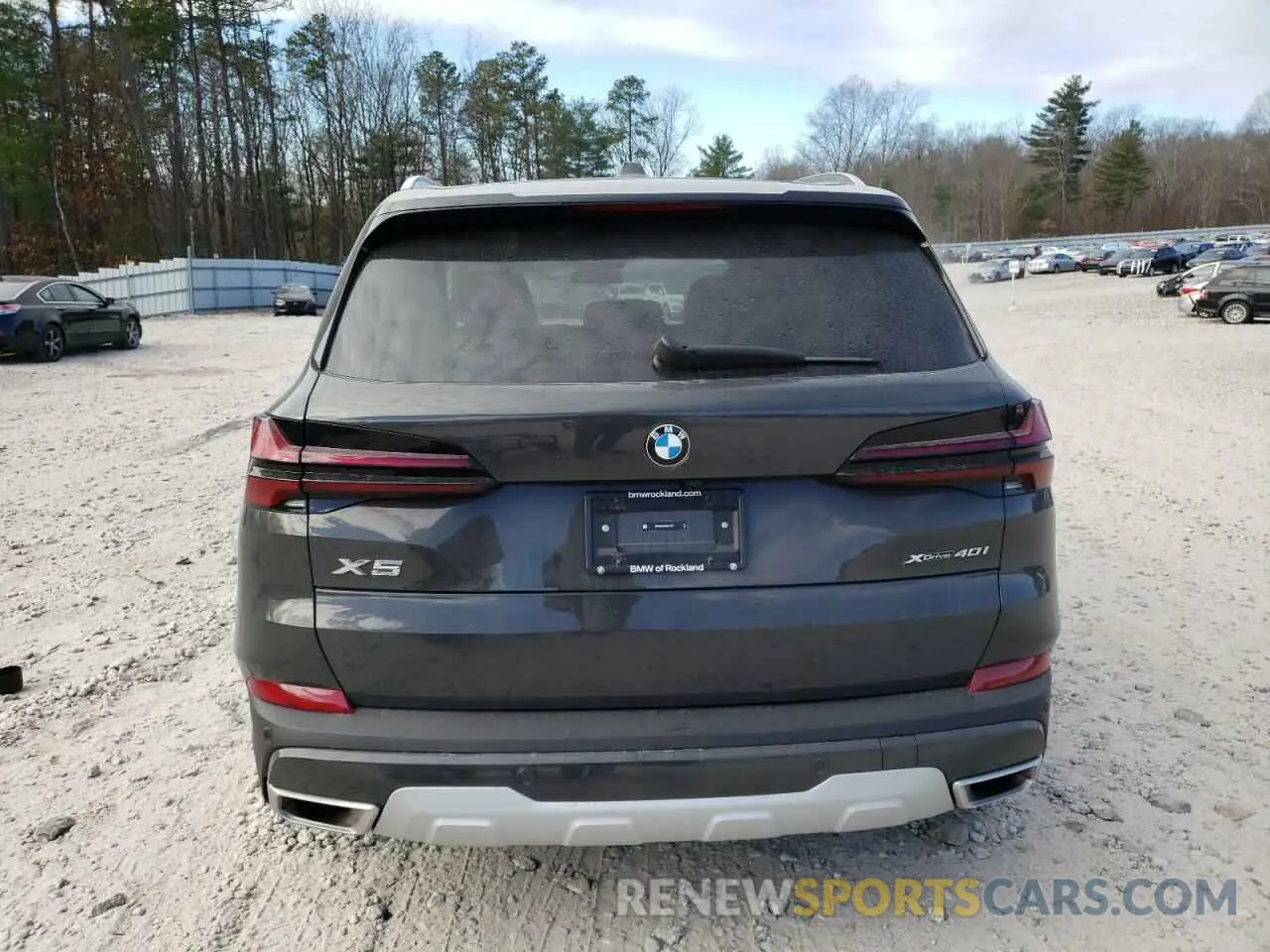 6 Photograph of a damaged car 5UX23EU0XS9X77077 BMW X5 2025