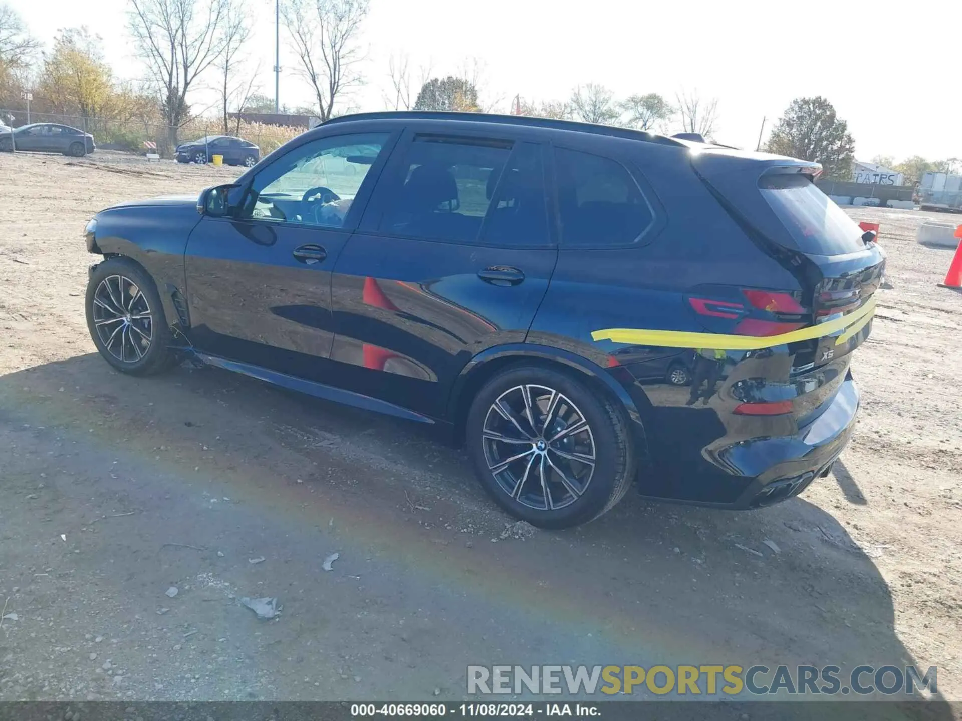 3 Photograph of a damaged car 5UX33EU01S9W63800 BMW X5 2025